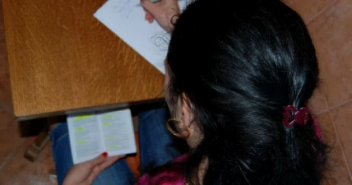 Zece elevi din Dolj au fost eliminaţi de la BAC