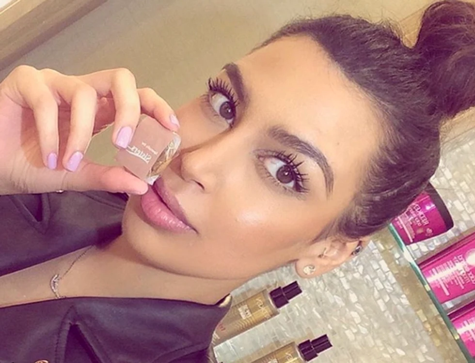 Sonia îi păcălește chiar și pe fanii cei mai înfocați ai lui Kim Kardashian
