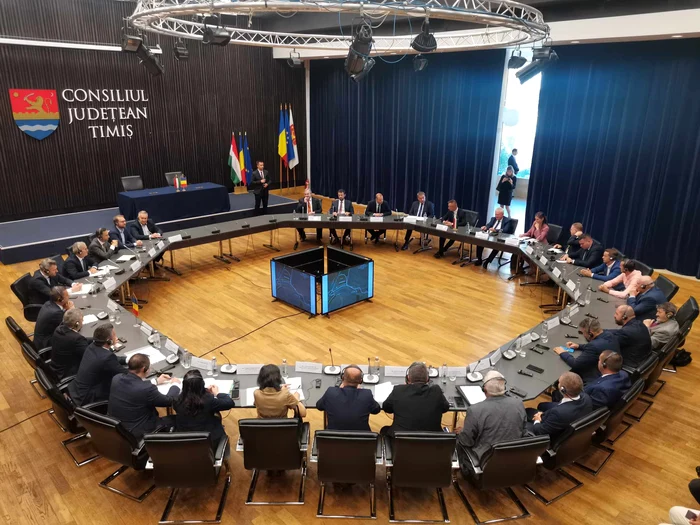 Peter Szijjarto și Sorin Grindeanu s-au întâlnit la Timișoara FOTO Ștefan Both