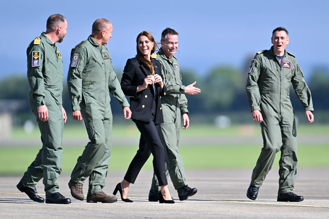 Kate Middleton la baza militară aeriană regală Yeovilton, Profimedia (2) jpg