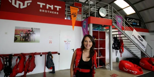 madalina strugaru colectiv