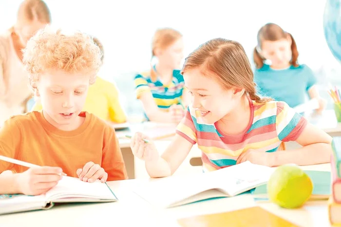 „Ziua porţilor deschise”. Toate şcolile au obligaţia să stabilească o zi în care părinţii şi copiii să poată vizita spaţiile unde se vor desfăşura cursurile la clasa „zero”, pentru a-şi face o idee înainte de a începe anul şcolar.