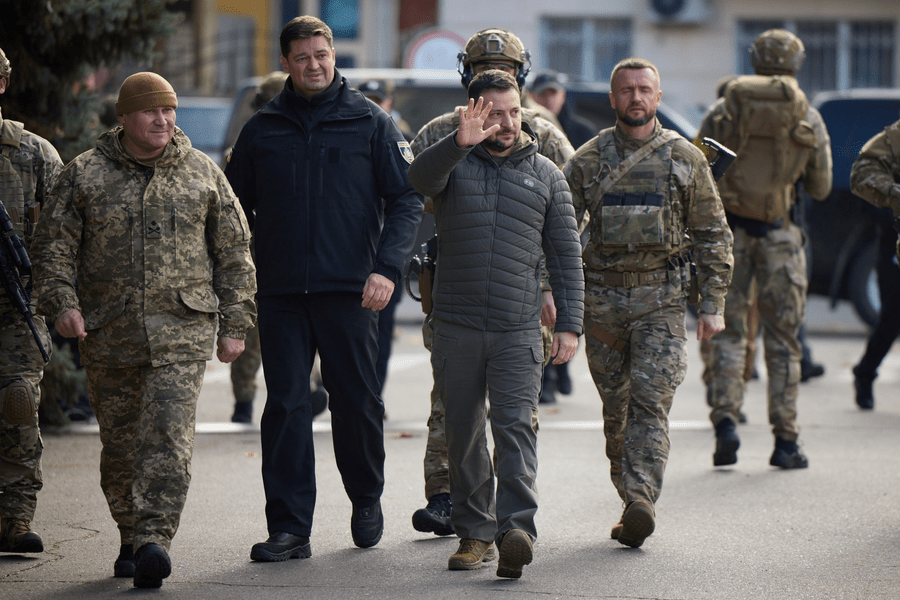 Zelenski a vizitat Herson, oraș cheie recucerit de armata ucraineană