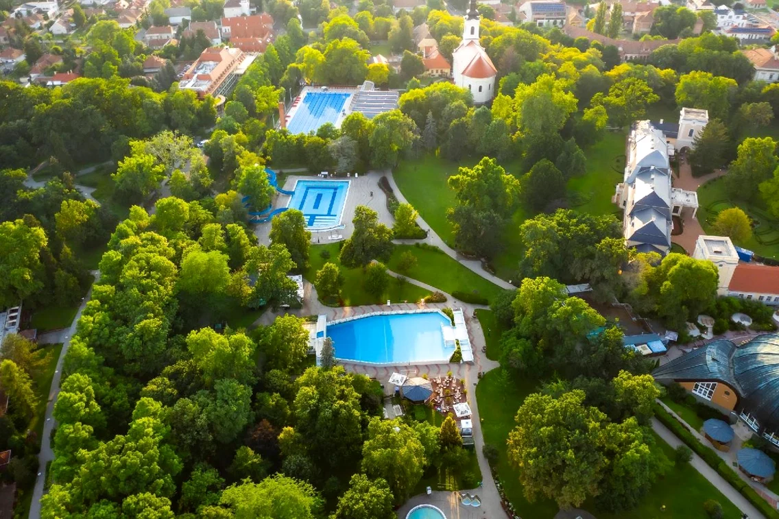 Băile Gyula