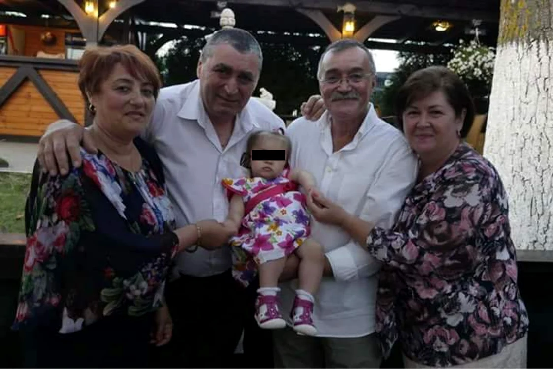 Emilian Rădinoiu, împreună cu familia