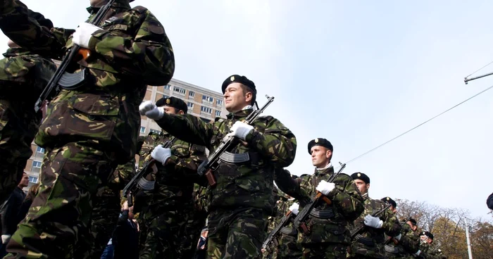 Parada militară este, anual, unul din principalele puncte de atracţie Foto: Alex Policală