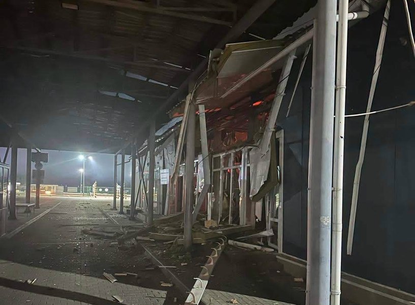 Frontiera la Isaccea s-a închis temporar în urma unui atac rusesc la granița României cu Ucraina. Punctul vamal de la Orlivka a fost distrus