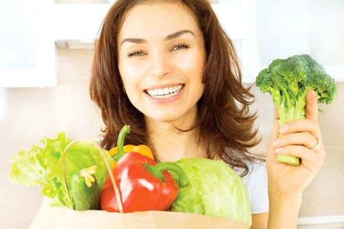 Ce alimente ajută la detoxifiere