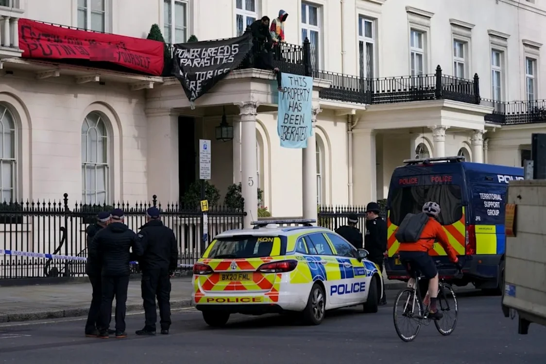 conacul unui oligarh rus ocupat la Londra