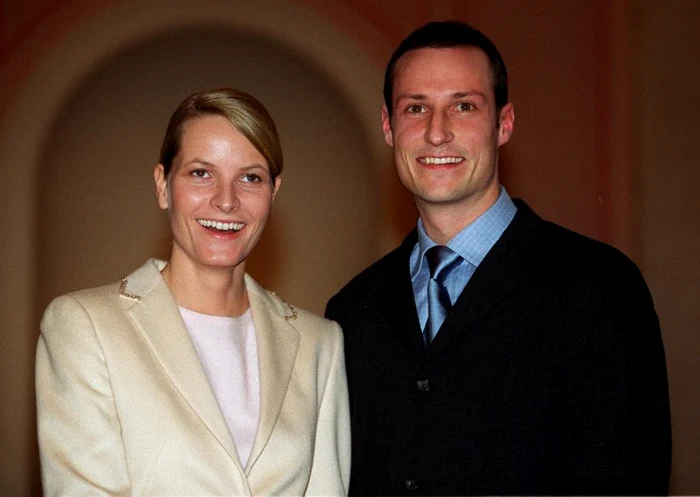 Cuplul princiar norvegian: prinţesa Mette-Marit şi prinţul Haakon FOTO AFP