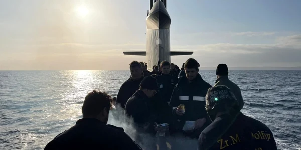 gratar pe puntea unui submarin foto Onderzeedienst Koninklijke Marine