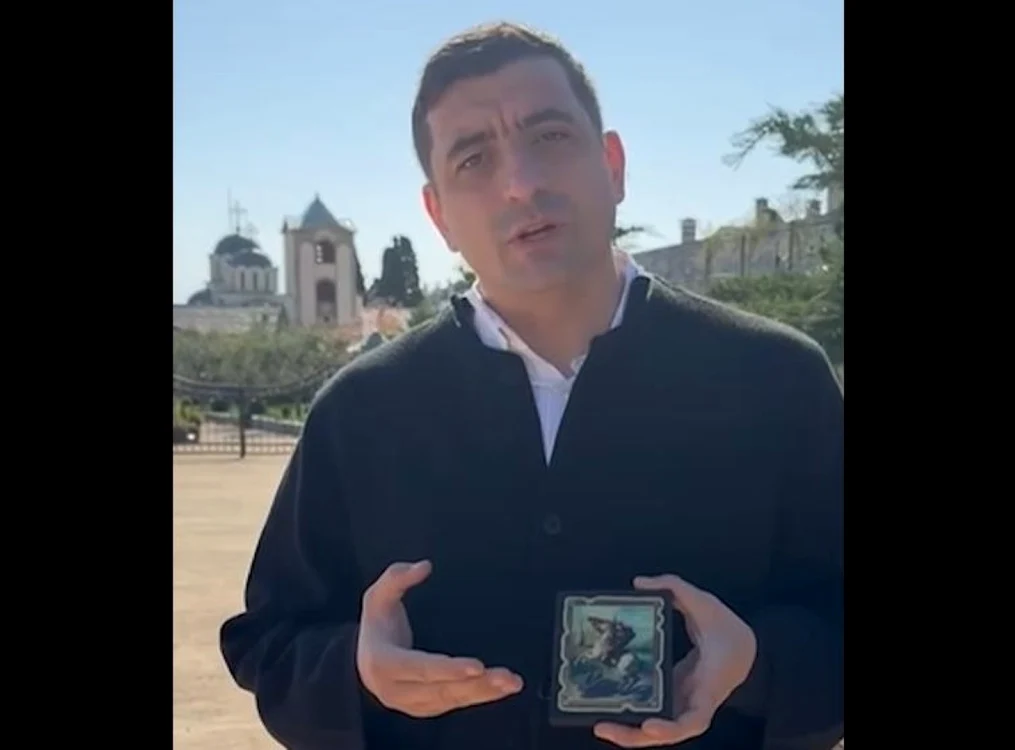George Simion îşi face campanie electorală de la Muntele Athos: FOTO: captură video