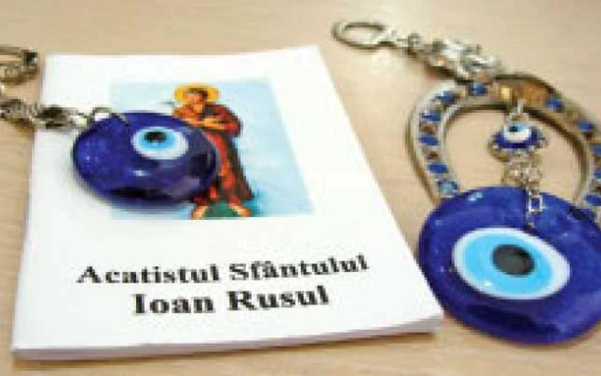 Acatistul Sfântului Ioan Rusul şi Ochiul Magic sunt cele mai căutate obiecte