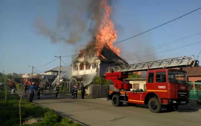 Casa a fost distrusă în urma incendiului