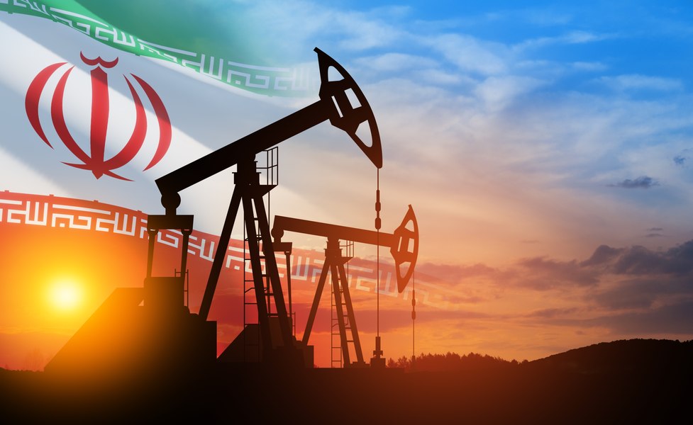 Haos pe piețele globale, după amenințările lui Trump privind Iranul. Petrolul a sărit de 112 dolari