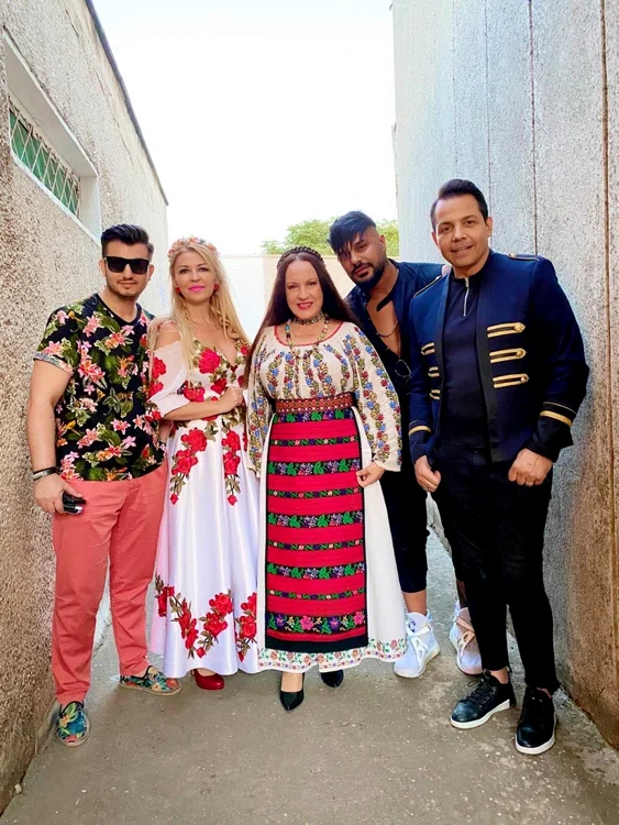 Alături de colegi, în spectacolele de la teatrele de vară de pe Litoral