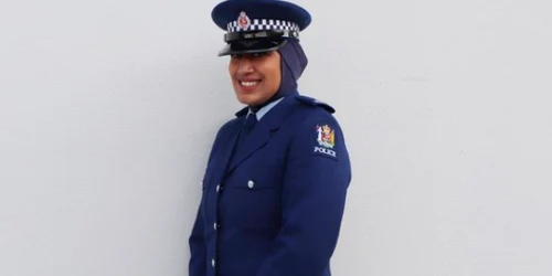 Uniforma de politie cu hijab Noua Zeelandă foto via Instagram