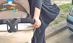 Pelinel i a dăruit  lui Cristi un băiat jpeg