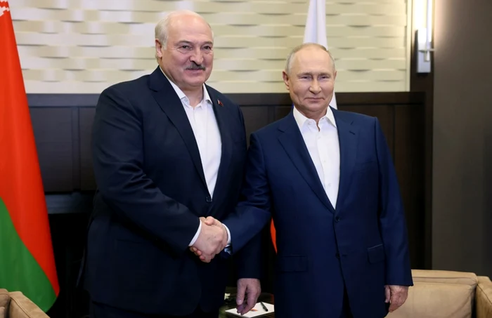 Aleksandr Lukașenko și Vladimir Putin/ FOTO: EPA/EFE