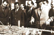 Cum a încercat Ceauşescu să ungă osiile economiei jpeg