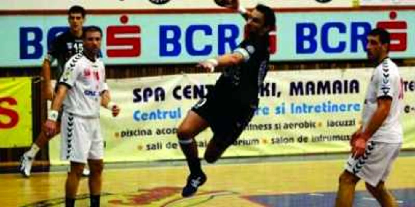 Handbaliştii de la HCM Constanţa au meci la ora 16.15