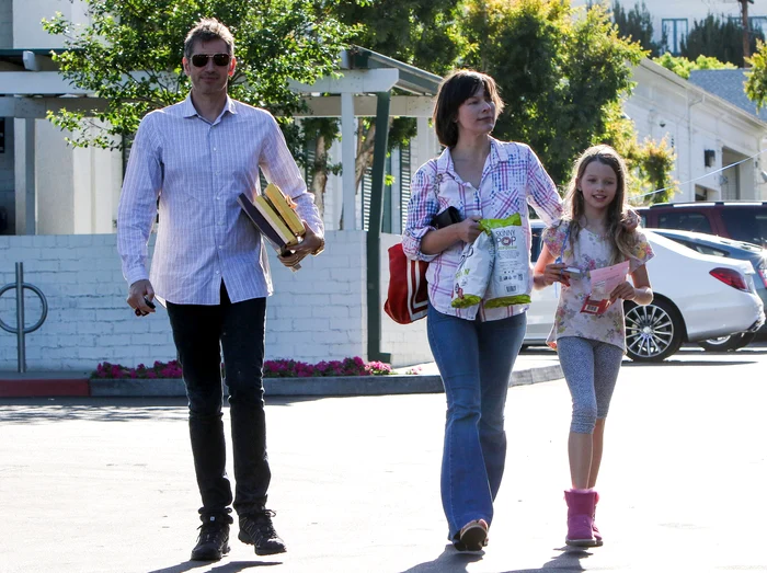 Exclusive Milla Jovovich Out And Abuot With Her Family In LA jpeg