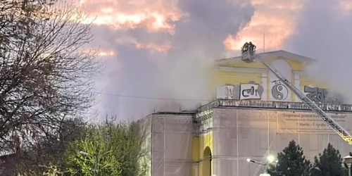 Incendiu Teatru Masca, foto Facebook jpg