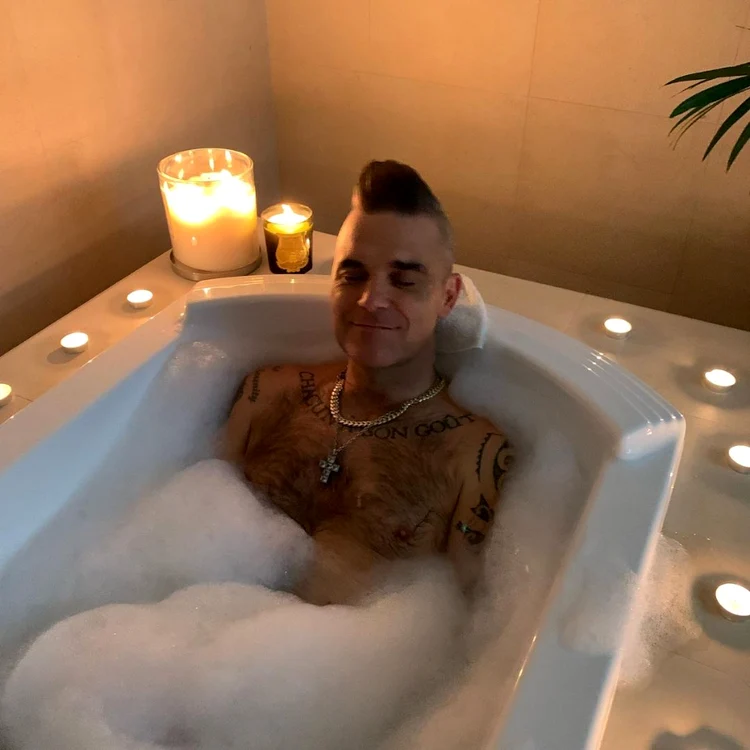 screenshot 2020 12 13 robbie williams robbiewilliams o instagram photos and videos png png