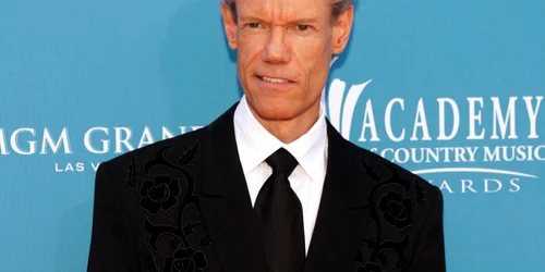 randy travis reuters