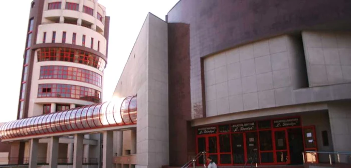 Vernisajul va avea loc la sediul Bibliotecii Județene.