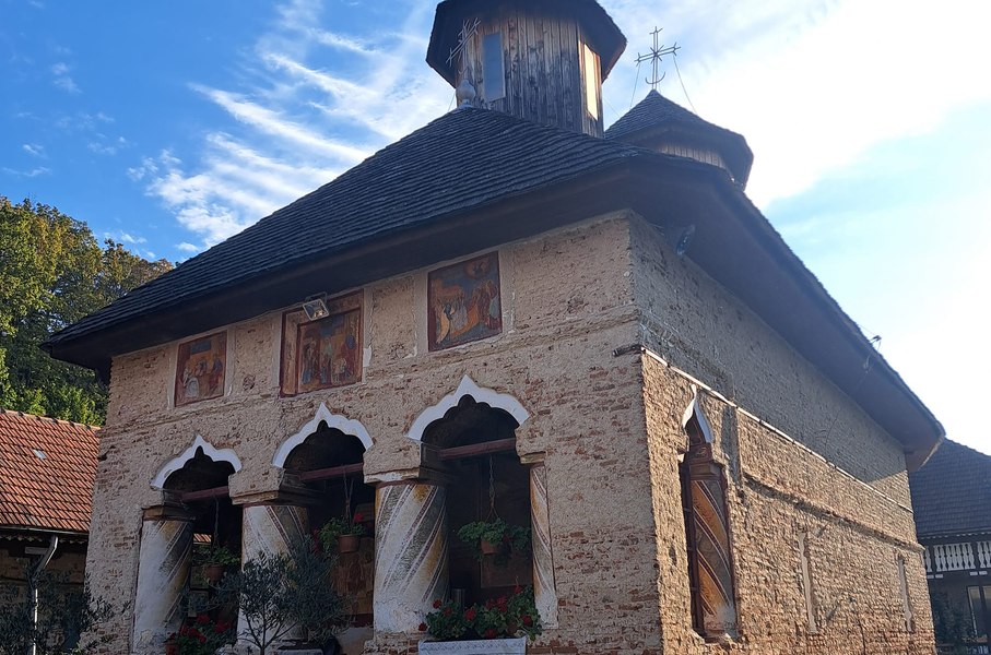 Istoria zbuciumată a mănăstirii de maici ctitorite de Cantacuzini în urma unei promisiuni făcute lui Dumnezeu