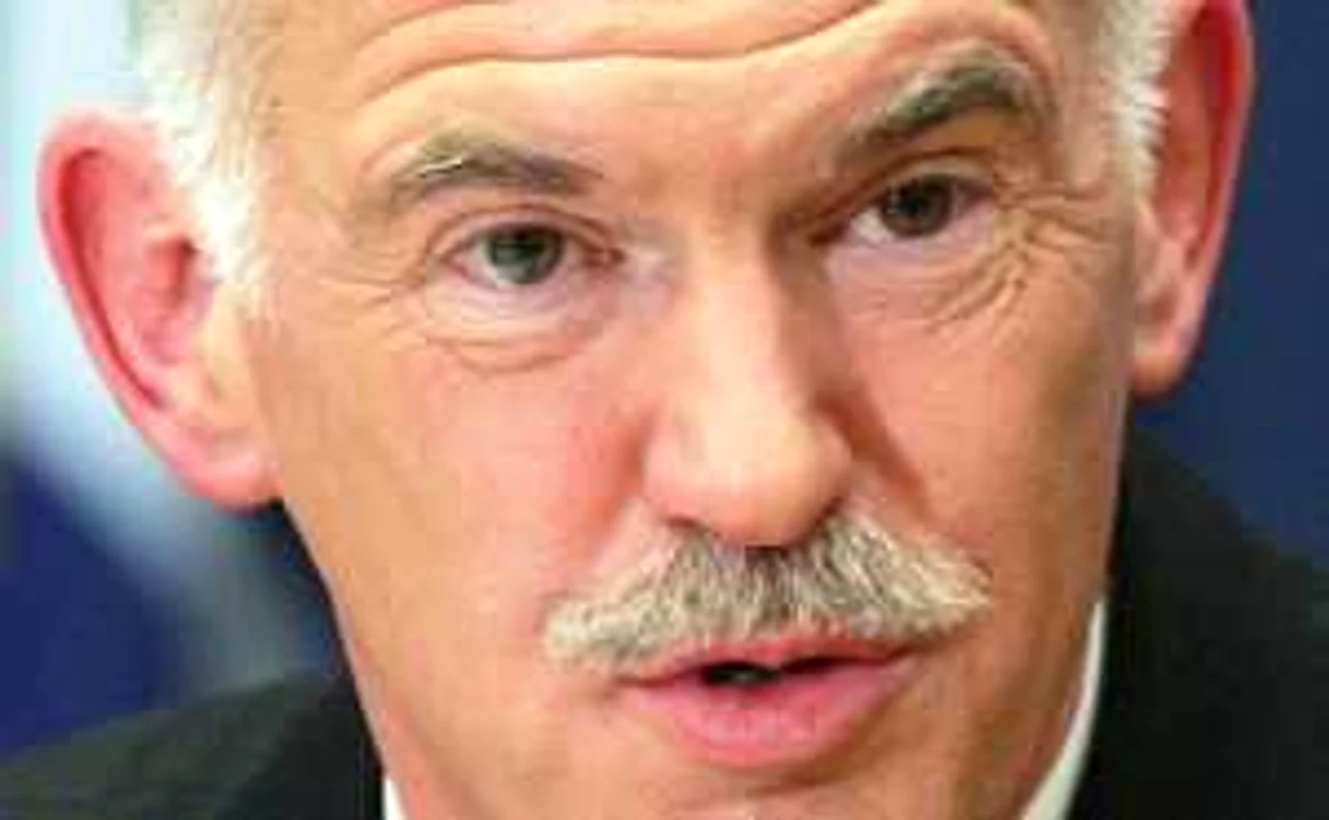 Premierul grec, George Papandreou, trebuie să prezinte un plan credibil pentru reducerea deficitului bugetar 