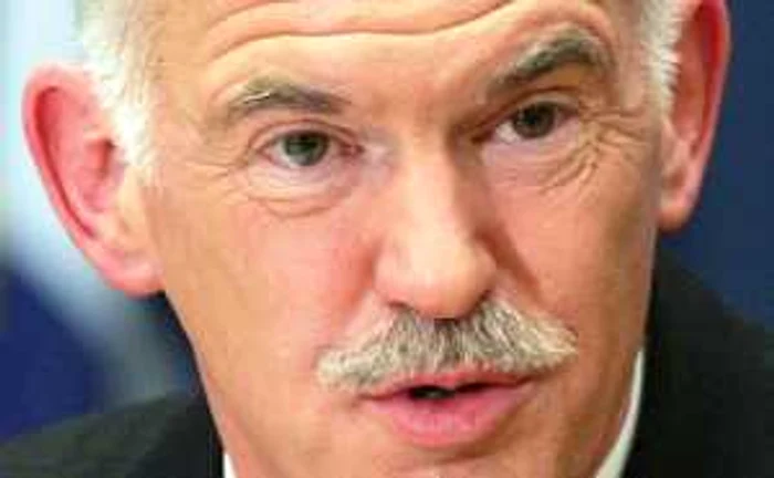 Premierul grec, George Papandreou, trebuie să prezinte un plan credibil pentru reducerea deficitului bugetar