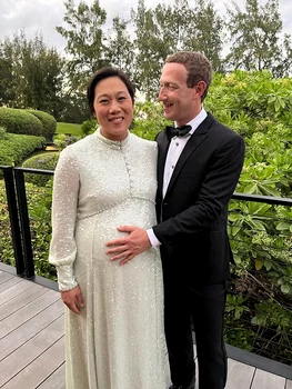 Mark Zuckerberg asteapta al treilea copil cu Priscilla Chan   Instagram jpg