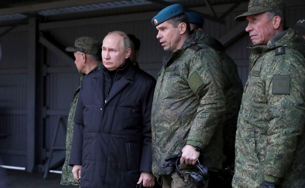 Putin își bagă generalii în ședință după recentele succese ale Ucrainei pe front