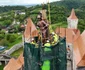 Cavalerul care îl reprezintă pe Iancu de Hunedoara, reamplasat pe Turnul Buzdugan al Castelului Corvinilor (© Primăria Hunedoara)