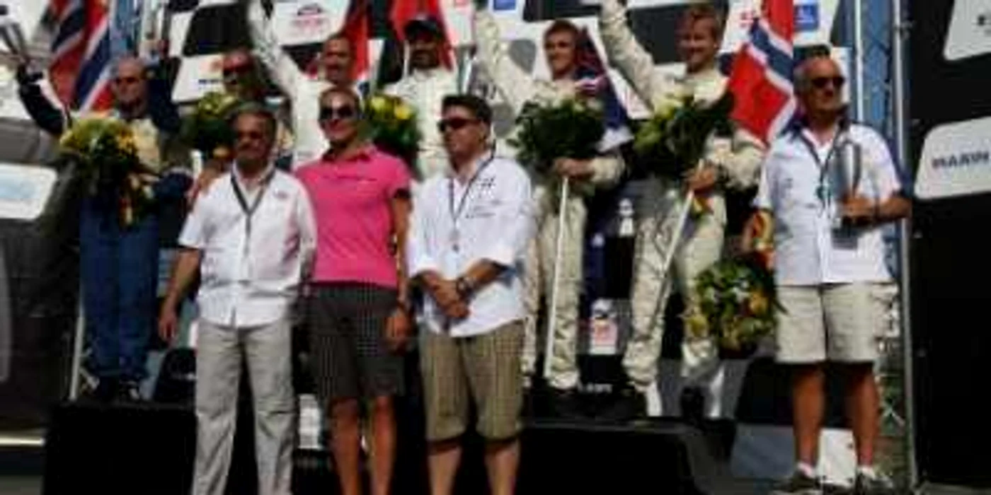 Constanta: Echipa Fazza 3 a câştigat cursa de Formula 1 pe apă