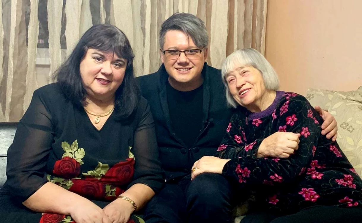 Fuego, alături de mama Eugenia şi de bunica „Bubulina”
