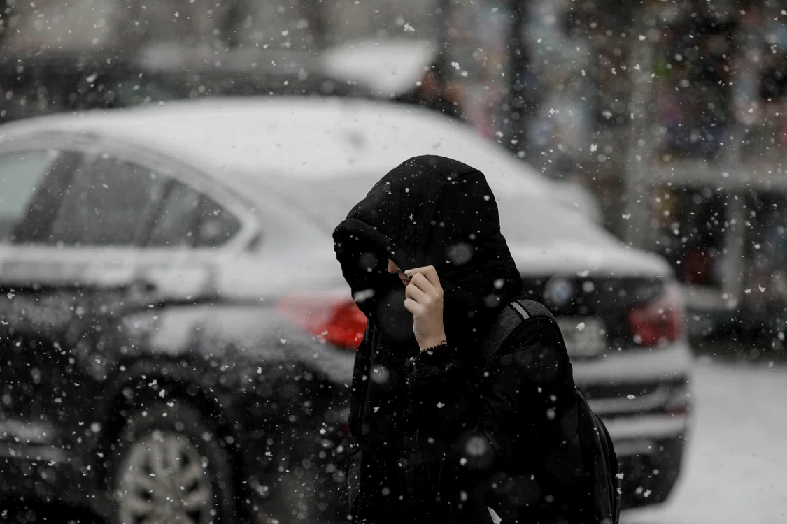 În weekend s-ar putea să ningă și în București FOTO Inquam Photos/Octav Ganea