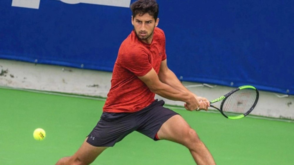 Un jucător turc s-a prăbușit pe teren la un meci de tenis jucat în Tunisia