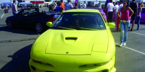 Arad: Pasionaţii de tunning, investesc în decibeli