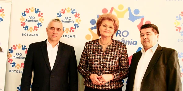 Liviu Toma, Mihaela Hunca,  Albert Tanasă  foto: facebook