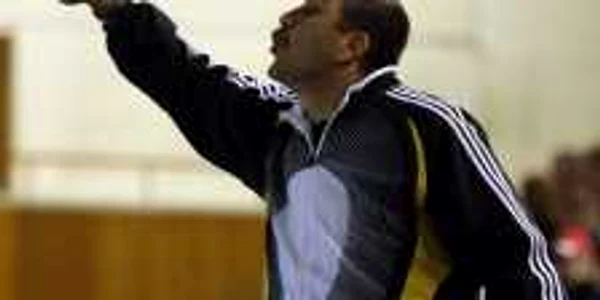 Tehnicianul Gheorghe Covaciu speră ca elevele sale să continue seria bună şi în campionat