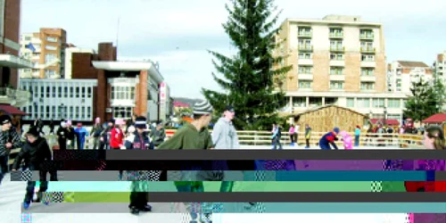Reşiţa: Liber la patinoar în centrul oraşului şi anul acesta