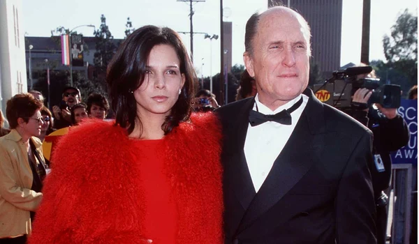 Robert Duvall si Luciana Pedraza GettyImages 854074 jpg