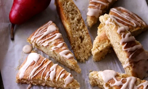 caramelized pear scones 2 copy 580x400 jpeg