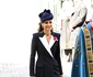 Prințesa Kate în outfit bleumarin Sarah Burton pentru Alexander McQueen la Ziua ANZAC. FOTO: Getty Images