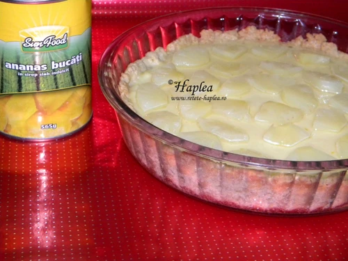 tarta cu crema de vanilie si ananas poza 11 jpeg