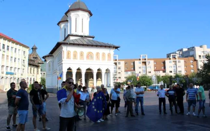 În jur de 50 de persoane au participat la mitingul din Târgu Jiu