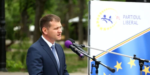 Valeriu Munteanu privesc.eu